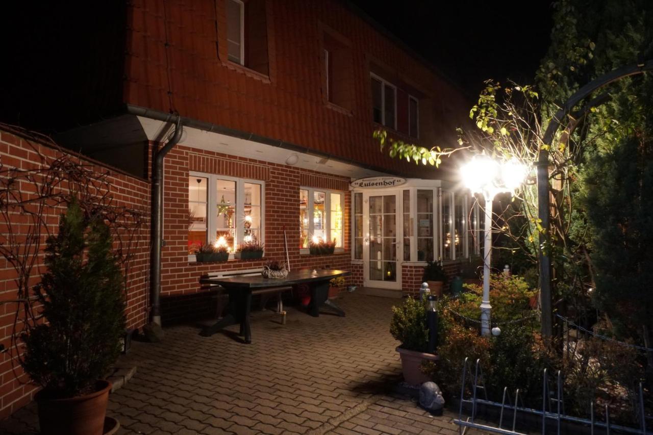 Pension Luisenhof Tangermünde Exterior foto
